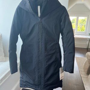 Lululemon Super Warm Snow Warrior Black Parka, Size 2